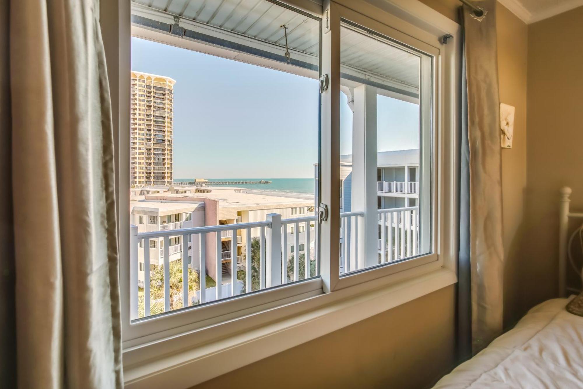 Myrtle Beach Condo - Steps To Ocean And Apache Pier! Extérieur photo